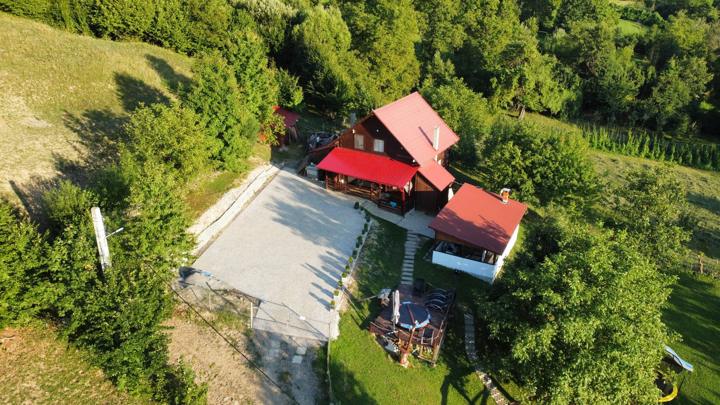 Cabana văzută de sus